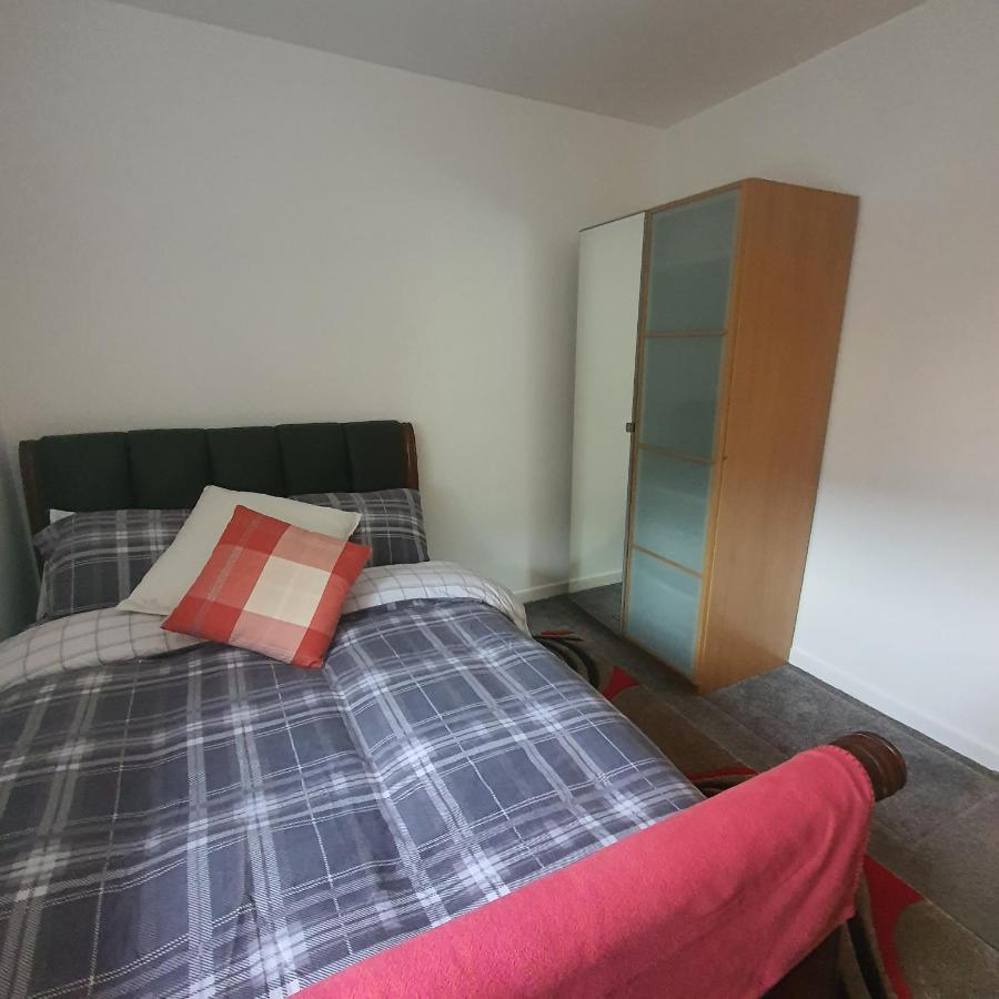 Modern Apt @Tramway Theatre Apartment Глазгоу Екстериор снимка