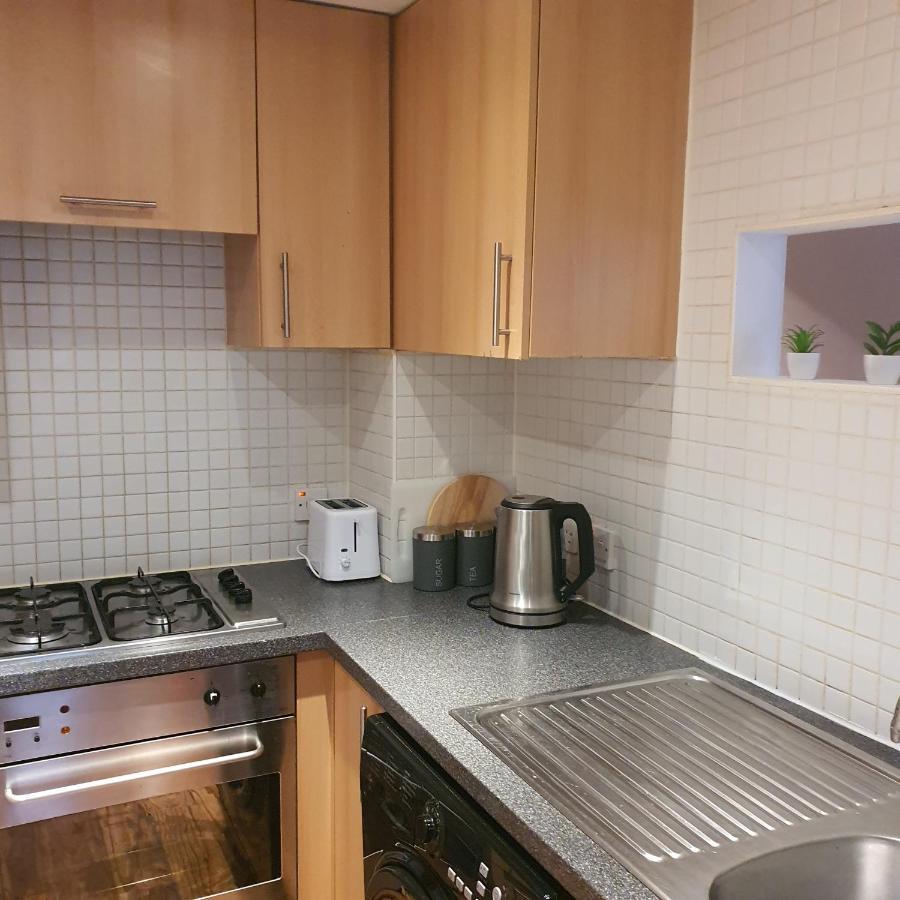 Modern Apt @Tramway Theatre Apartment Глазгоу Екстериор снимка