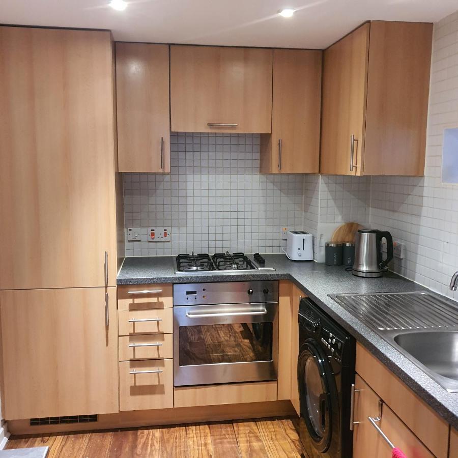 Modern Apt @Tramway Theatre Apartment Глазгоу Екстериор снимка
