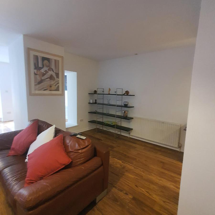 Modern Apt @Tramway Theatre Apartment Глазгоу Екстериор снимка